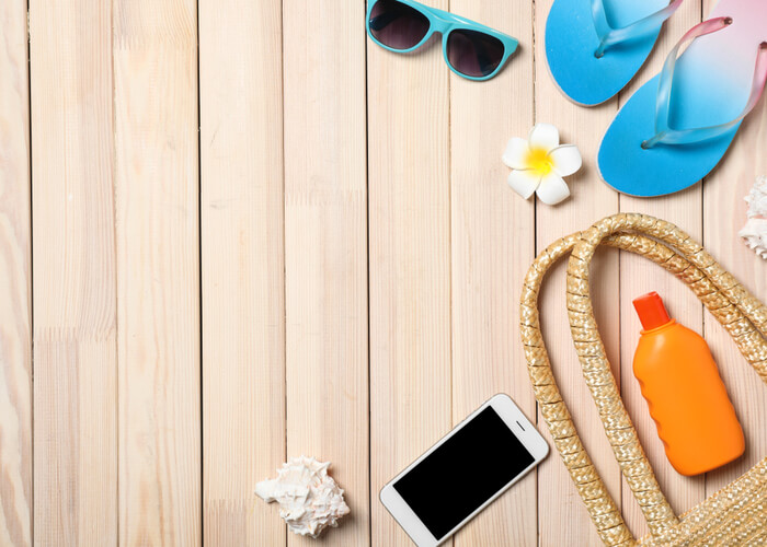 5 Main Travel Essentials for Summer Vacati