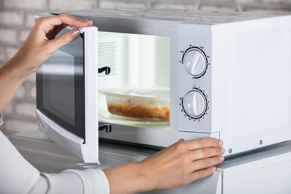 microwave oven